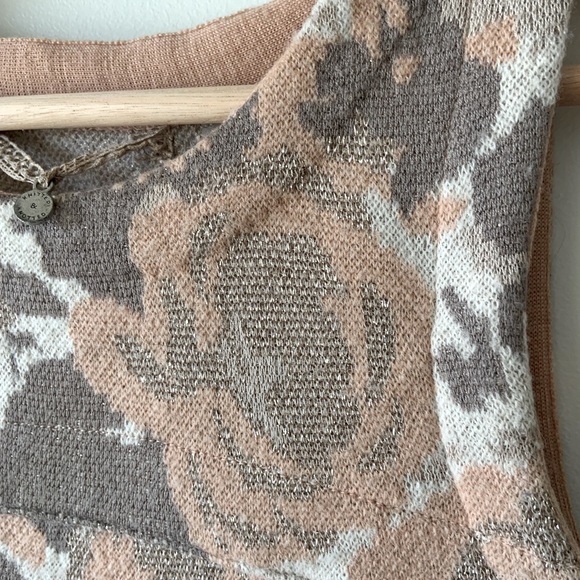 Knitted and Knotted,  neutral floral wool blend XS pencil dress - Picture 7 of 13